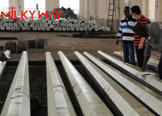 Porcelana 9m clase5 clase6 poste de energía eléctrica acero galvanizado por inmersión en caliente para la distribución proveedor