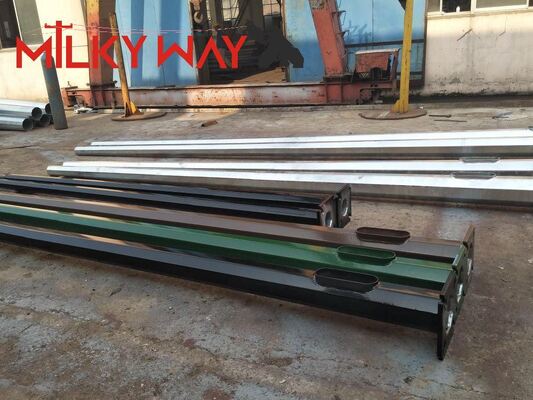 Calidad  Hot Dip Galvanization Steel Power Pole Offering Tolerance Of Dimension Plus Minus Two Percent And Fifteen Years Warrently For Safety Fábrica