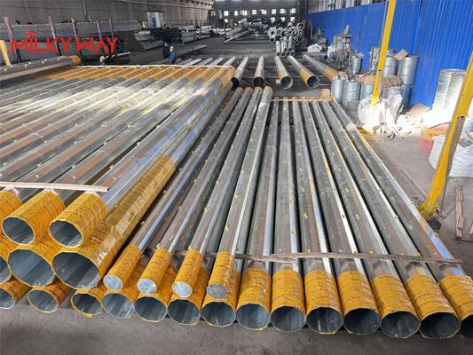 Calidad  Galvanized Steel Pole Suitable for Electrical Power Distribution and Outdoor Lighting with Multiple Shape Options and Steel Materials Fábrica