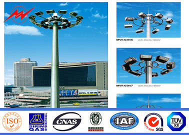 Polvo de Multisided que cubre el alto palo poste de los 40M con el torno para la iluminación del parque proveedor