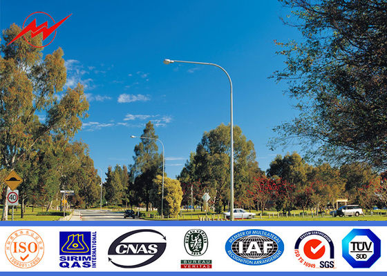 el outreach dual del grueso de pared de 7m m 3m m galvanizó a poste de acero para el diseño de la luz de la carretera