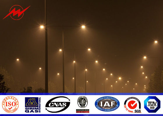 polos ligeros solares de calle de la altura de los 7m galvanizados para la iluminación de la carretera de la calle