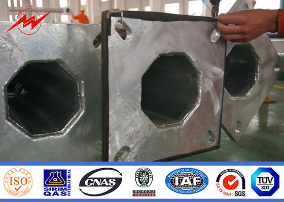 Galvanización impermeable los 9m postes ligeros solares de la inmersión caliente para la iluminación de la carretera