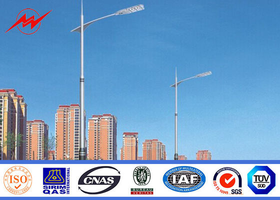 Lámpara de calle solar echada a un lado multi al aire libre de postes ligeros de calle poste con el brazo cruzado de los 2M