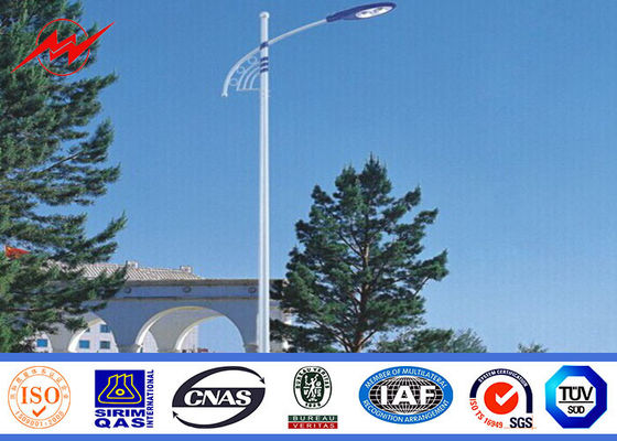 Lámpara de calle solar echada a un lado multi al aire libre de postes ligeros de calle poste con el brazo cruzado de los 2M