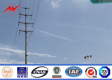 La corriente eléctrica de acero octagonal poste 10m galvanizó a poste de acero AWS D 1,1