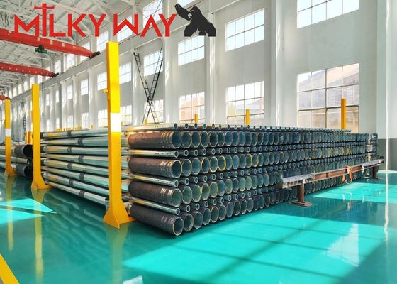 24m Transmisión de energía eléctrica Pollo tubular de acero con acabado galvanizado y pernos de paso Accesorios