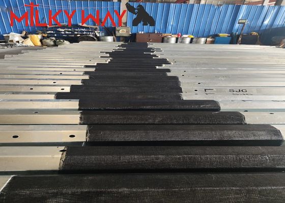 11m 3.8mm 7.2mm 80-100 microm promedio galvanización por inmersión en caliente para poste de acero galvanizado duradero