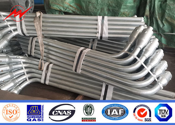 Calle poligonal galvanizada postes ligeros del acero el 12m con el solo brazo cruzado